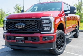 New 2025 Ford F350 XLT image 1