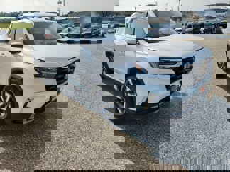 Used 2024 Honda Pilot Touring image 1
