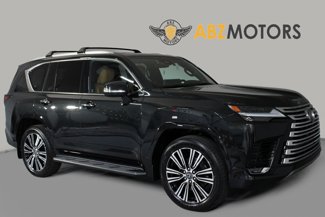 Used 2025 Lexus LX 600 4WD w/ Luxury Package image 1