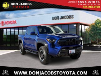 Certified 2025 Toyota Tacoma TRD Off-Road image 1