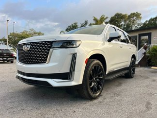 Used 2021 Cadillac Escalade Luxury image 1