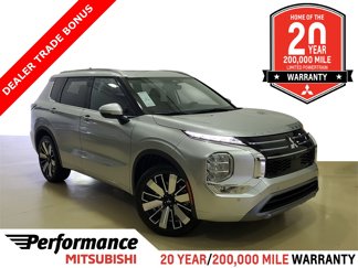 New 2025 Mitsubishi Outlander SEL image 1