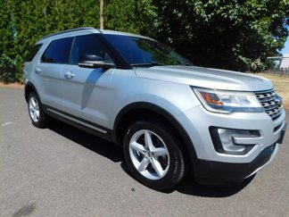 Used 2016 Ford Explorer XLT image 1