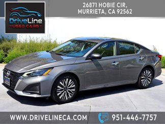 Used 2024 Nissan Altima 2.5 SV image 1