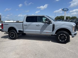 Used 2025 Ford F250 Platinum w/ Tremor Off-Road Package image 1