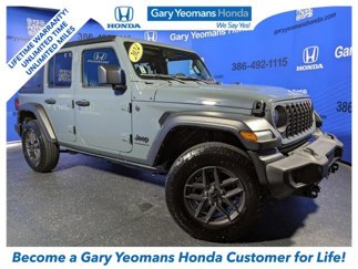 Used 2024 Jeep Wrangler Sport S image 1