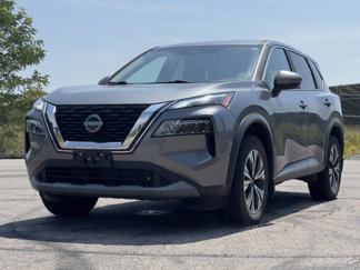 Used 2023 Nissan Rogue SV image 1