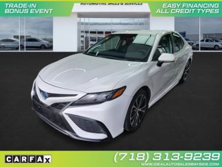 Used 2022 Toyota Camry SE image 1