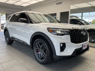 New 2025 Ford Explorer ST-Line image 1
