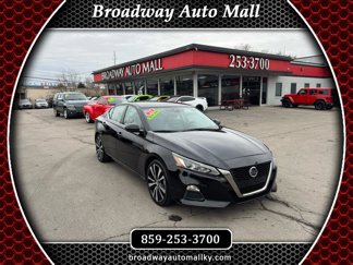 Used 2021 Nissan Altima 2.5 SR image 1