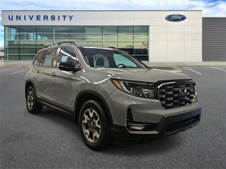 Used 2023 Honda Passport TrailSport image 1