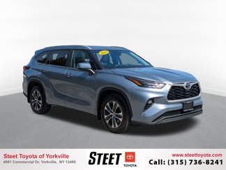 Certified 2023 Toyota Highlander XLE image 1