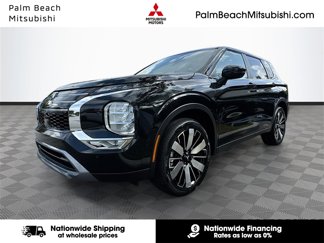 New 2025 Mitsubishi Outlander SE image 1