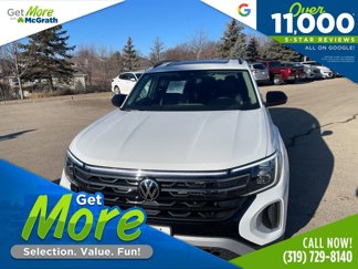 New 2025 Volkswagen Atlas Peak Edition SE image 1