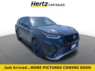 Used 2024 Toyota Highlander XSE image 1