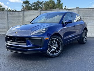 Used 2024 Porsche Macan image 1