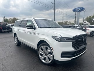 New 2025 Lincoln Navigator L Reserve image 1