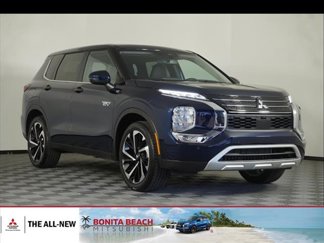 New 2025 Mitsubishi Outlander SE image 1