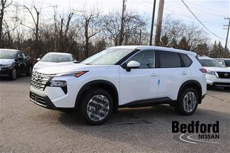 New 2025 Nissan Rogue SV image 1
