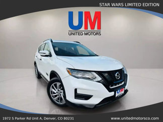 Used 2017 Nissan Rogue SV image 1