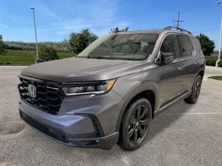 New 2025 Honda Pilot Black Edition image 1