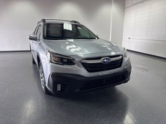Used 2020 Subaru Outback Premium image 1