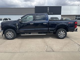 New 2025 Ford F250 4x4 Crew Cab Super Duty image 1