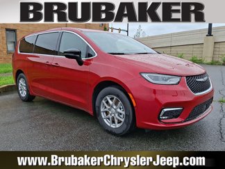 New 2025 Chrysler Pacifica Select image 1