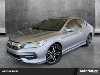 Used 2017 Honda Accord Touring image 1