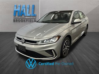 Certified 2025 Volkswagen Jetta SE w/ Sunroof Package image 1