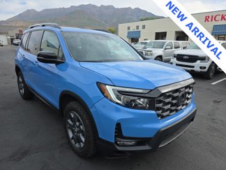 Used 2025 Honda Passport TrailSport image 1