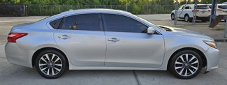 Used 2017 Nissan Altima 2.5 SL image 1