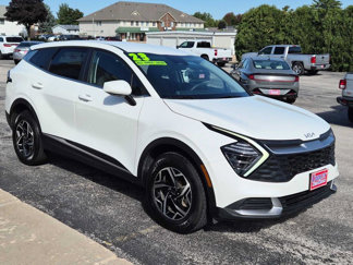 Used 2024 Kia Sportage LX image 1