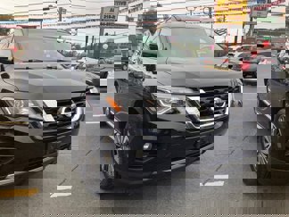 Used 2020 Nissan Pathfinder SL image 1