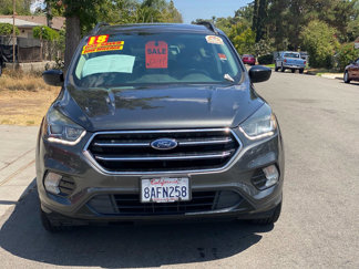 Used 2018 Ford Escape SE w/ SE Sport Appearance Package image 1