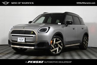 Used 2025 MINI Cooper Countryman SE w/ Comfort Package Max image 1