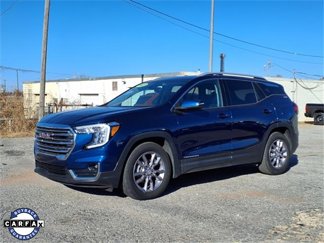 Used 2023 GMC Terrain SLT image 1