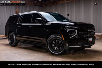Used 2025 Chevrolet Suburban High Country image 1