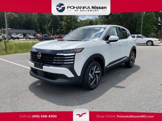 New 2025 Nissan Kicks SV image 1