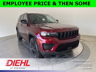 New 2025 Jeep Grand Cherokee Altitude image 1