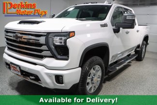 Used 2024 Chevrolet Silverado 2500 High Country image 1