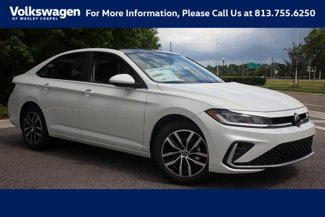 New 2025 Volkswagen Jetta SE image 1