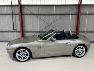 Used 2004 BMW Z4 3.0i image 1