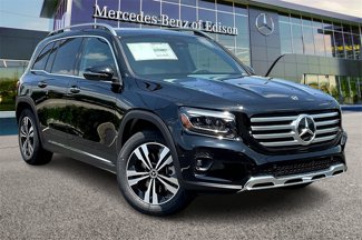 New 2025 Mercedes-Benz GLB 250 4MATIC image 1