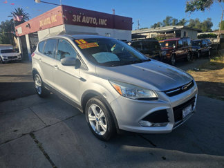 Used 2013 Ford Escape SE image 1