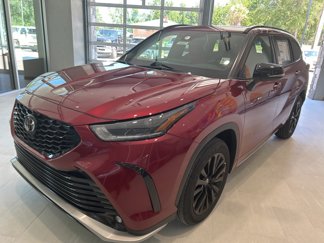New 2025 Toyota Highlander XSE image 1