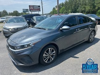 Used 2023 Kia Forte LXS image 1