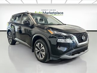 Used 2023 Nissan Rogue SV image 1