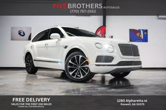 Used 2017 Bentley Bentayga image 1
