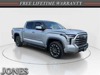 Used 2025 Toyota Tundra Limited image 1
